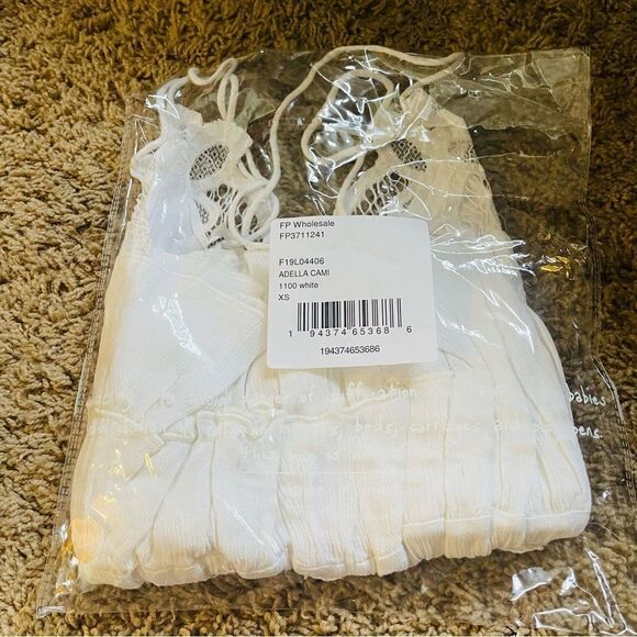 NWT Free People Adella Cami Top - White XS - Picture 4 of 4